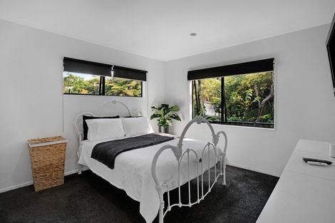 Photo of property in 2/39 Saffron Street, Birkdale, Auckland, 0626