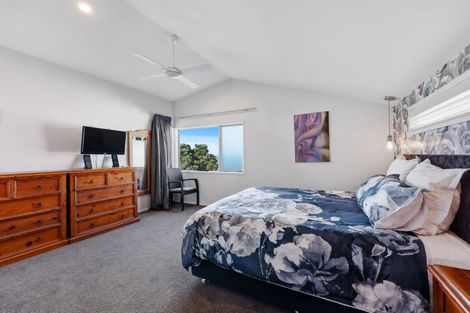Photo of property in 49 Torkar Road, Clarks Beach, 2122