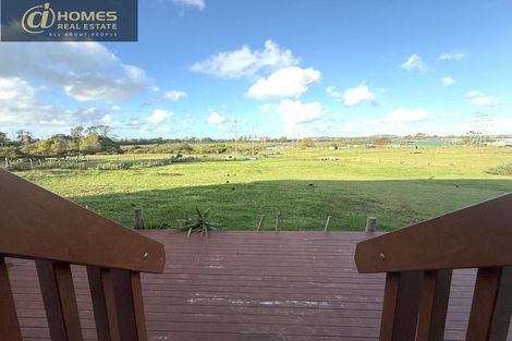 Photo of property in 3/237 Hepburn Road, Glendene, Auckland, 0602
