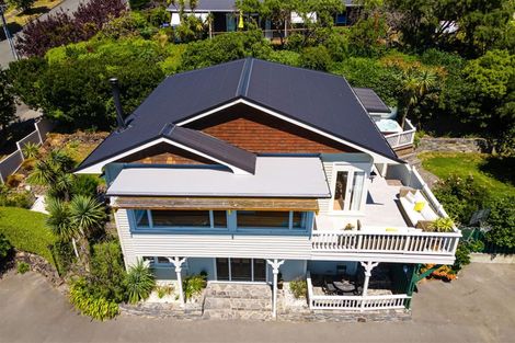 Photo of property in 108 Moncks Spur Road, Redcliffs, Christchurch, 8081
