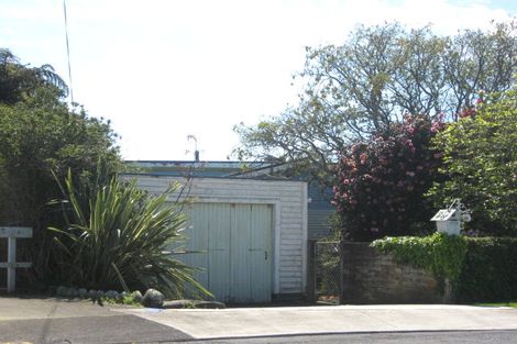 Photo of property in 20 Raniera Street, Glen Avon, New Plymouth, 4312
