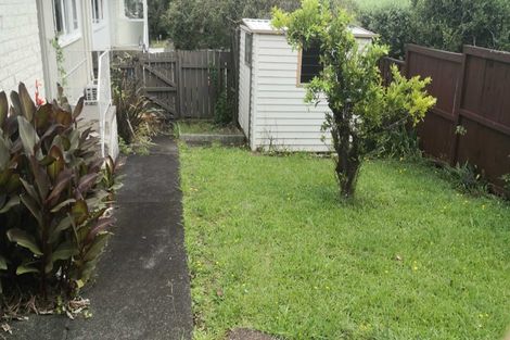 Photo of property in 2/12 Meadway, Sunnyhills, Auckland, 2010