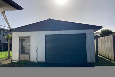 Photo of property in 55 Beaubank Road, Kelston, Auckland, 0602