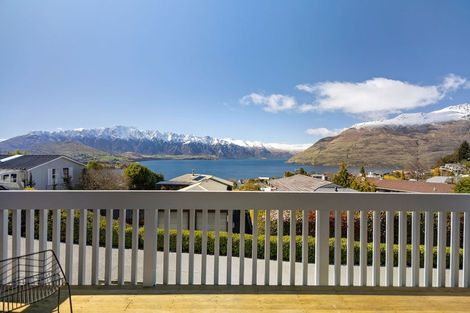 Photo of property in 36b Avalon Crescent, Fernhill, Queenstown, 9300