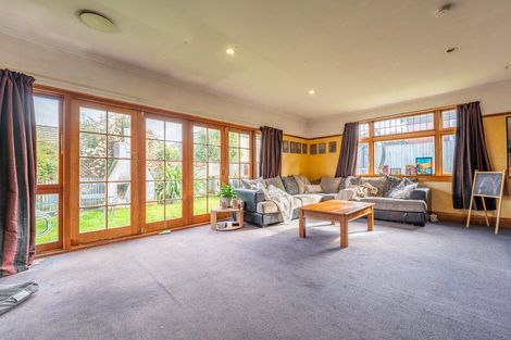 Photo of property in 74 Avenue Road, West End, Timaru, 7910