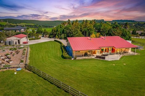 Photo of property in 135c Hutchinson Road, Helensville, 0875