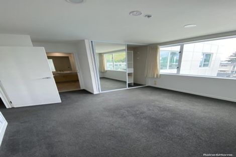 Photo of property in Beaumont Apartments, 14/12 Maunganui Road, Mount Maunganui, 3116