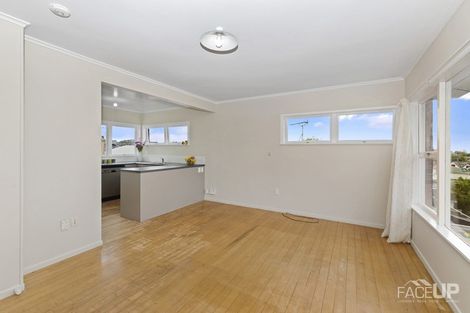 Photo of property in 2/6 Corunna Road, Milford, Auckland, 0620
