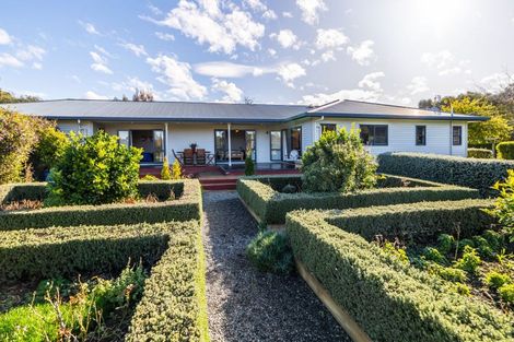 Photo of property in 100 Battersea Road, Morison Bush, Greytown, 5794