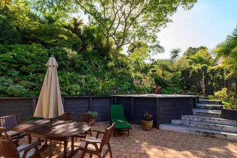 Photo of property in 5 Summit Road, Lake Okareka, Rotorua, 3076