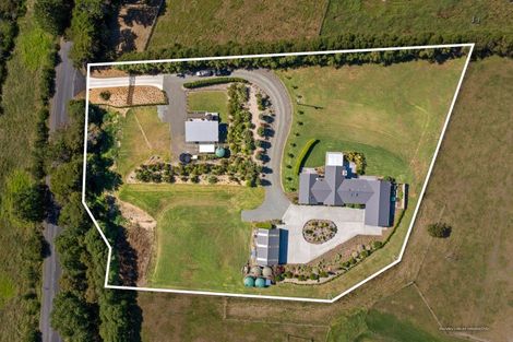 Photo of property in 265 Forestry Road, Waitoki, Kaukapakapa, 0871