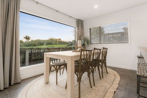 Photo of property in 1 Fender Close, Pyes Pa, Tauranga, 3112