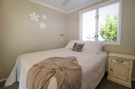 Photo of property in 6 Aputa Avenue, Te Puru, Thames, 3575