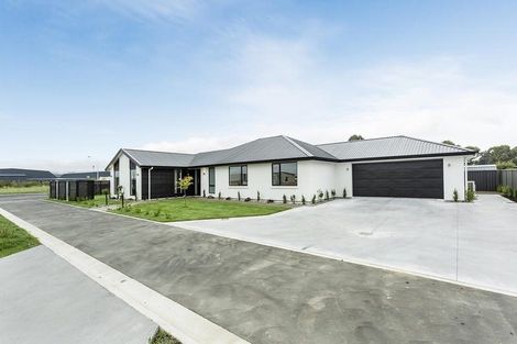 Photo of property in 12 Mellay Mews, Mosgiel, 9024