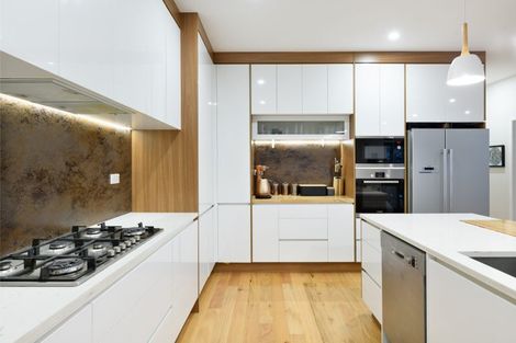 Photo of property in 28 Windlass Street, Long Bay, Auckland, 0630