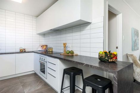 Photo of property in 3/59 Norwood Road, Bayswater, Auckland, 0622