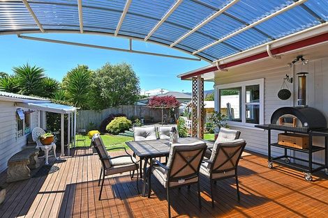 Photo of property in 5 Beth Street, Trentham, Upper Hutt, 5018