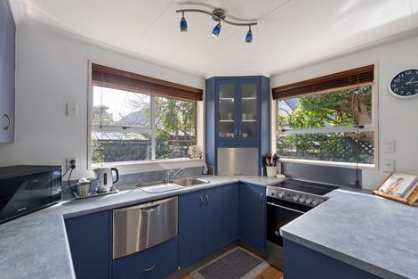 Photo of property in 8 Earl Place, Hokowhitu, Palmerston North, 4410