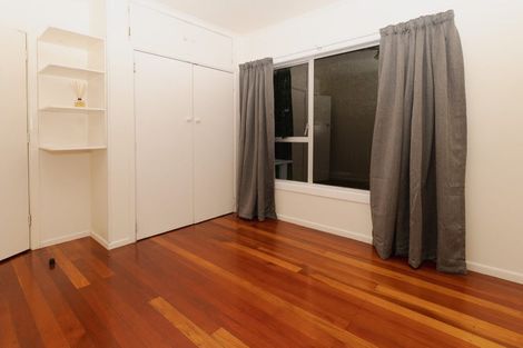 Photo of property in 2/164 Forrest Hill Road, Forrest Hill, Auckland, 0620