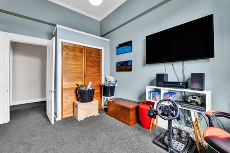 Photo of property in 37 Fantham Street, Hawera, 4610