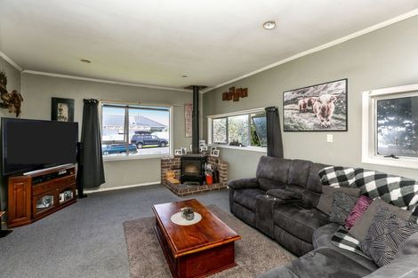 Photo of property in 62 Fitzroy Road, Fitzroy, New Plymouth, 4312