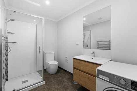 Photo of property in 50 Line Road, Glen Innes, Auckland, 1072