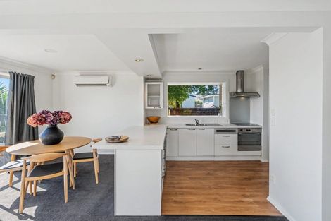 Photo of property in 66 Bickerton Street, Wainoni, Christchurch, 8061
