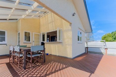 Photo of property in 75 Gonville Avenue, Gonville, Whanganui, 4501