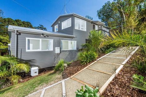 Photo of property in 60 Channel View Road, Campbells Bay, Auckland, 0630