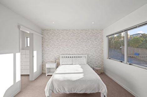 Photo of property in 12 Lady Polson Lane, Cashmere, Christchurch, 8022