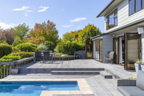 Photo of property in 3 Ingle Avenue, Waipahihi, Taupo, 3330