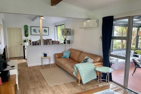 Photo of property in 9 Langley Place, Raglan, 3225