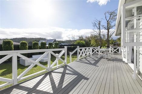 Photo of property in 2 Alice Street, Riverhead, 0820