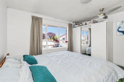 Photo of property in 73 Bentley Street, Russley, Christchurch, 8042