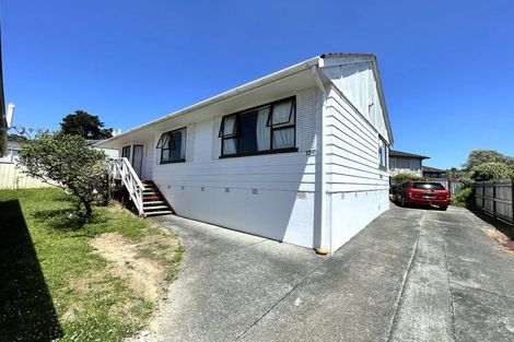 Photo of property in 13 Benygloe Place, Highland Park, Auckland, 2010