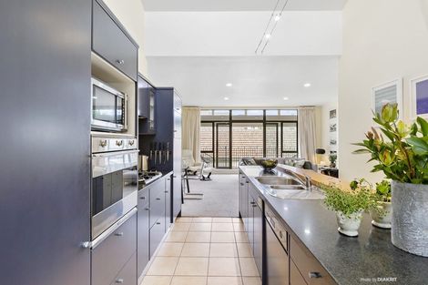 Photo of property in 8/28 Hobson Street, Thorndon, Wellington, 6011