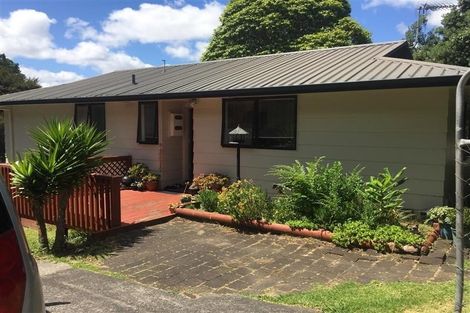 Photo of property in 9 Claverdon Drive, Massey, Auckland, 0614