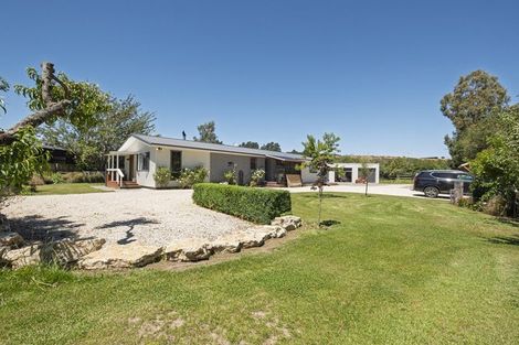 Photo of property in 12 Achray Street, Waiau, 7332
