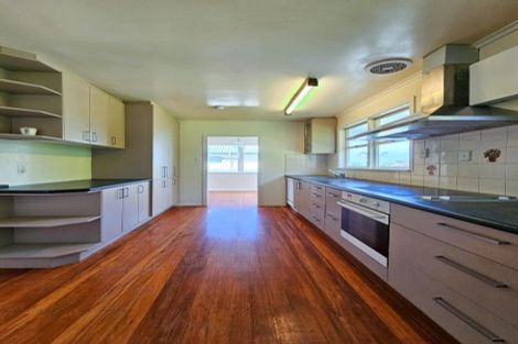 Photo of property in 2/12 Hamilton Place, Glenfield, Auckland, 0629