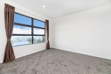 Photo of property in 5/60 Triangle Road, Massey, Auckland, 0614
