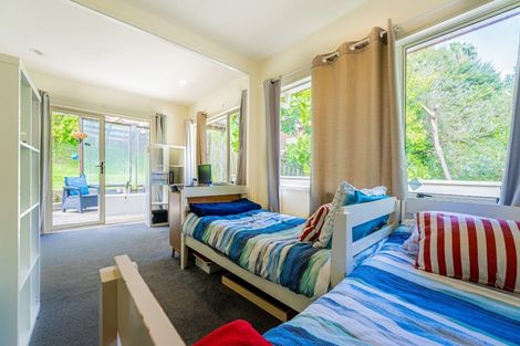 Photo of property in 13 Emlyn Place, Torbay, Auckland, 0630