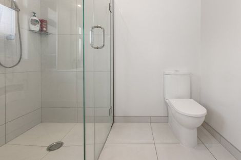 Photo of property in 142 North Parade, Richmond, Christchurch, 8013