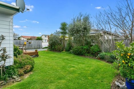 Photo of property in 171a Williams Street, Cambridge, 3434