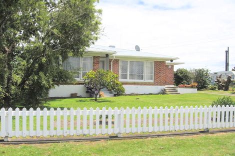 Photo of property in 21 Edinburgh Avenue, Rosehill, Papakura, 2113