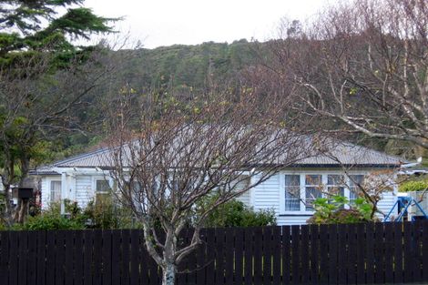 Photo of property in 277a Stokes Valley Road, Stokes Valley, Lower Hutt, 5019
