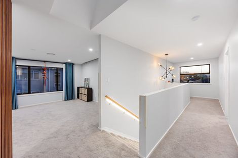 Photo of property in 35 Johns Creek Crescent, Silverdale, 0932