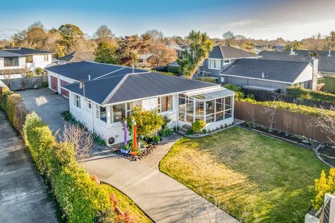 Photo of property in 43 Whitby Street, Burnside, Christchurch, 8053