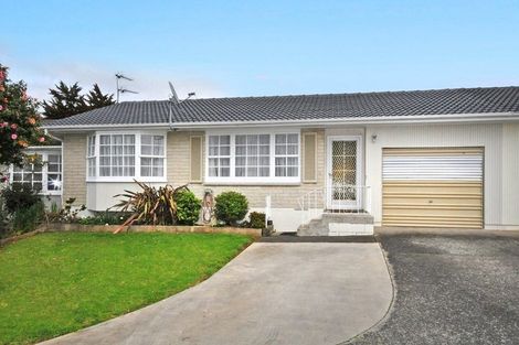 Photo of property in 2/97 Panama Road, Mount Wellington, Auckland, 1062