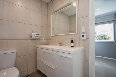 Photo of property in 2 Sandon Road, Feilding, 4702