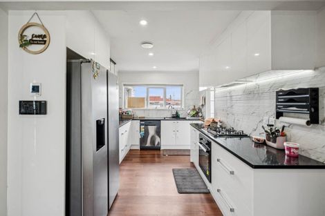 Photo of property in 51 Buckland Road, Mangere East, Auckland, 2024